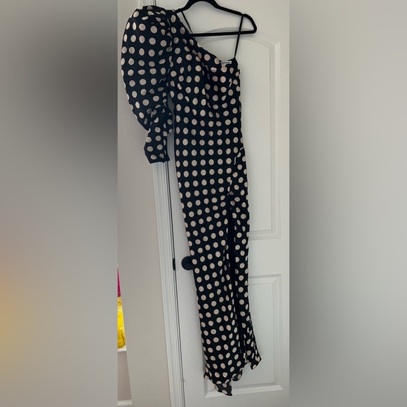 Like new LEENA FOR MAC DUGGAL size 6 polka dot gown ALTERED TO A SIZE 4 - Picture 2 of 3